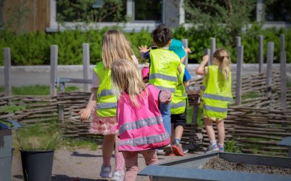 2024 Barnehagebarn i skolehage