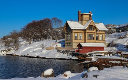 2019 Snø i vannkanten. Universitetets biologiske forskningsstasjon i Drøbak, Akershus